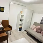 Apartment Balcsitthon *