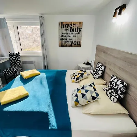 Balcsitthon * שיופוק